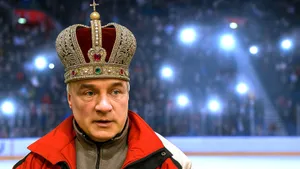 Он рванул из России на Запад и стал там настоящим королем! История хоккеиста, который дружил с великим Ларионовым