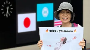Японцы печатают плакаты на русском, победу наших фигуристов предрекают даже организаторы. Закулисье турнира в Токио