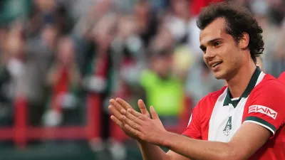 Артем Карпукас