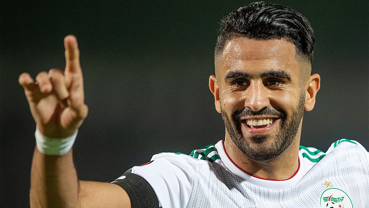 Дубль Мареза помог Алжиру одержать крупную победу на старте Кубка африканских наций