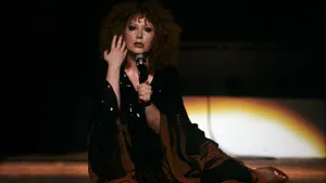 Тест на знание хитов 80-х: продолжите легендарные песни из той эпохи