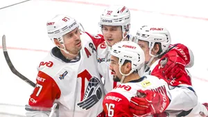 Чемпион КХЛ продолжит крушить соперников — ему нужна победа в конференции. Прогноз на «Локомотив» — «Северсталь»