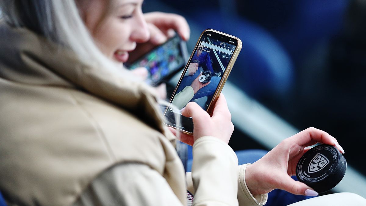 КХЛ и Свои Плюсы объединяются, чтобы сделать хоккей ближе к болельщикам