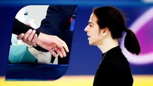 Главные фото дебютной тренировки Петра Гуменника на Олимпийских играх. Ему даже проверяли пульс