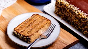 Отличный вариант домашнего торта на праздники: готовить его научил знакомый серб — рецепт балканской «Реформы»