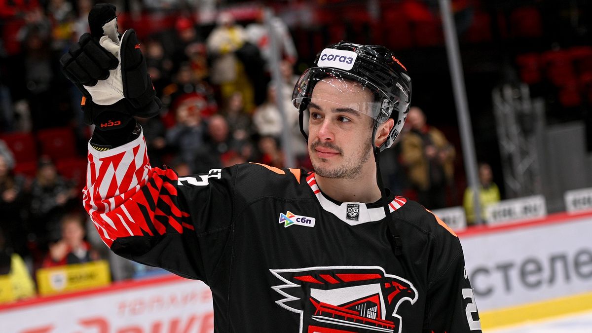 Форвард «Авангарда» Потуральски признал плохой уровень русского языка: «Занимаюсь с помощью ребят»