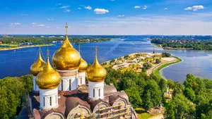 Volleyball World Cup cities. Guide to Yaroslavl: ancient temples and modern sights