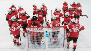 Олимпийский турнир под угрозой срыва? Спортсменок косит инфекция — организаторы ОИ просят не раздувать проблему