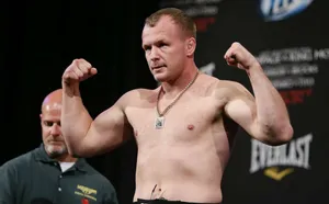 Александр Шлеменко: "Переход в UFC? Есть только одна преграда - контракт с Bellator"