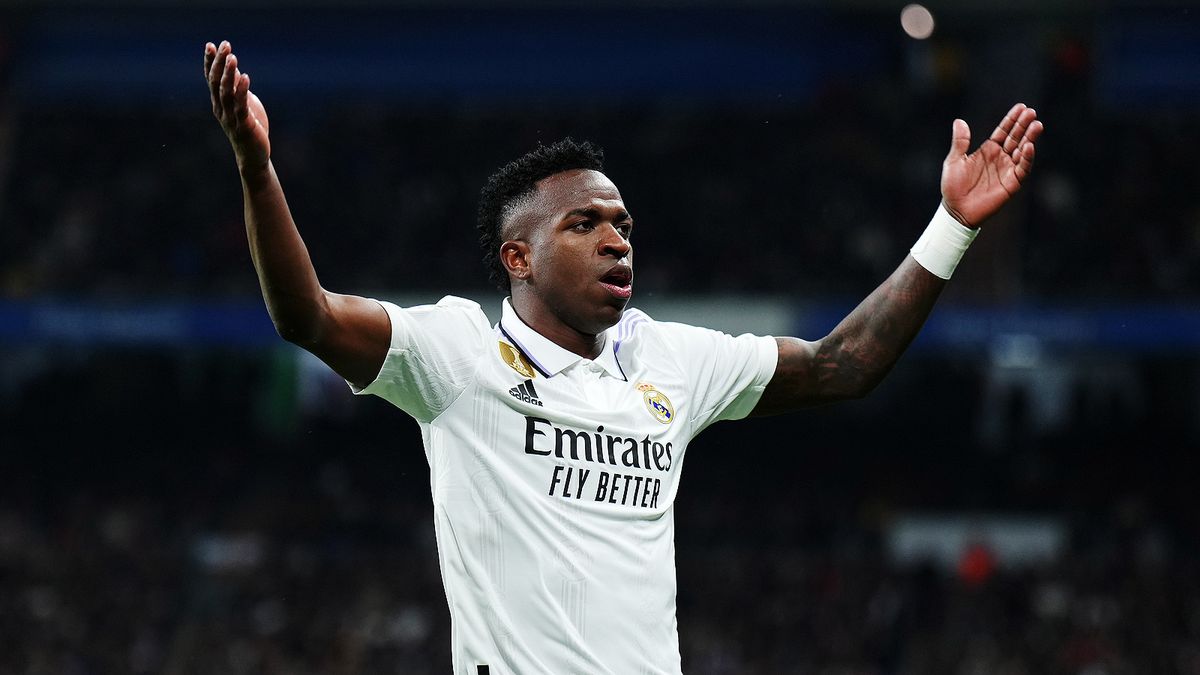 Хаби Алонсо прокомментировал гневную реакцию Винисиуса на его замену в эль-класико