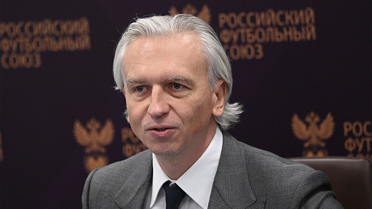 Дюков об идеальном 2026 годе: «Снимается отстранение, начинаем проводить официальные матчи, убедительно побеждаем»