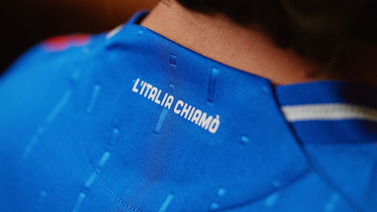 Чемпионка мира из Италии упрекнула футбольную сборную: «Выставляют себя на посмешище»