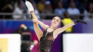 Суперюниорка Тутберидзе выиграла свой первый взрослый турнир с падениями. Двоеглазова — главный фаворит сезона