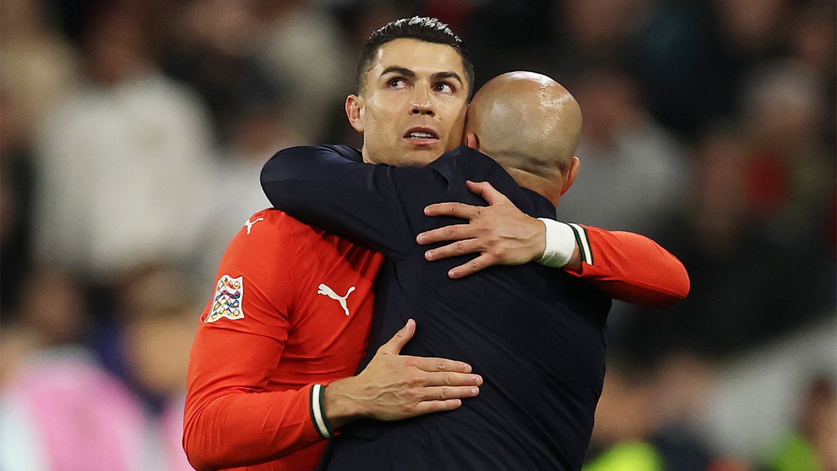 Мартинес объяснил, почему продолжает вызывать 40-летнего Роналду в сборную Португалии