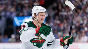 Капризов впервые пройдет во второй раунд плей-офф НХЛ! Прогноз на шестой матч «Миннесота» — «Даллас»