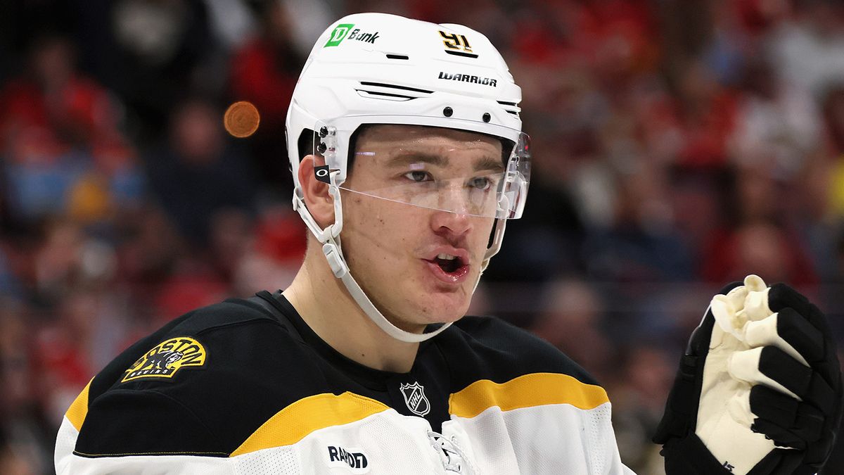 «Бостон» победил «Колорадо» и прервал свою серию из 6 поражений