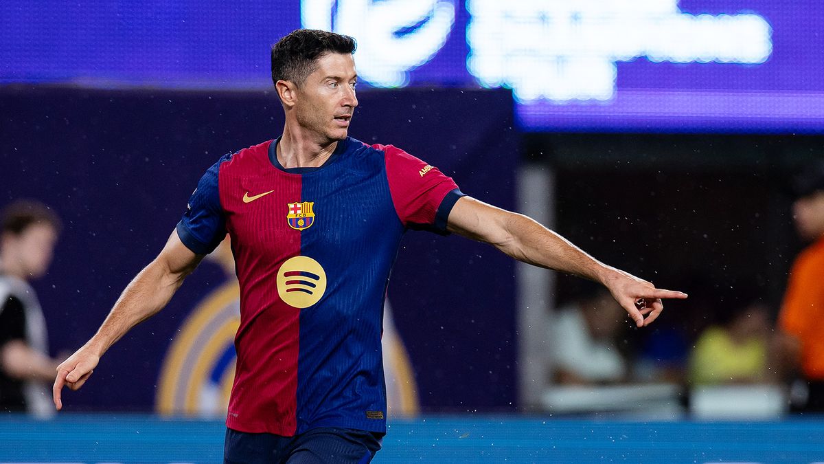 «Чикаго Файр» стал главным претендентом на Левандовски, проведя позитивные переговоры с игроком «Барселоны»