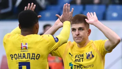 Роналдо (2000), ФК Ростов, Алексей Миронов