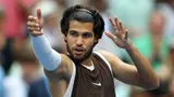 Алькарас вышел в 4-й круг US Open, обыграв 113-й ракетку мира в трех сетах