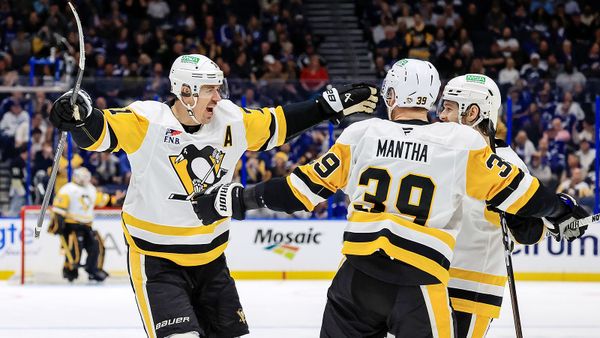 Американский клуб страдает без русского гиганта! Травма ветерана Малкина оставит «Питтсбург» без плей-офф?