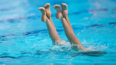 Синхронное плавание