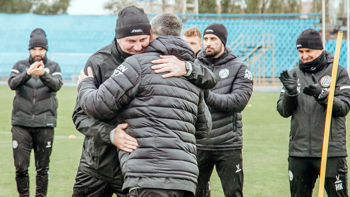 «Акрон» объявил о назначении Мурата Искакова исполняющим обязанности главного тренера
