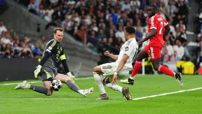 Мануэль Нойер