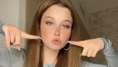 Девушки