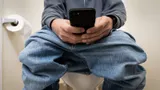 Смартфон как рассадник инфекций: названы самые опасные привычки использования гаджетов