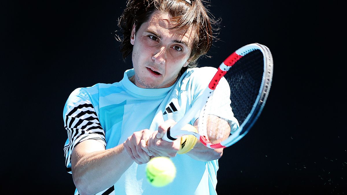 Шевченко вышел в третий круг турнира в Майами