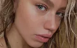 Русская модель в соблазнительном нижнем белье снялась в пикантной фотосессии