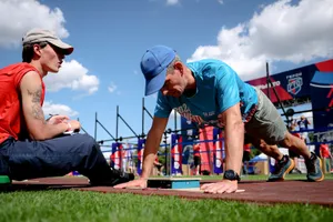 Комплексу ГТО — 95 лет: как норматив из СССР объединил ветеранов, школьников и параатлетов