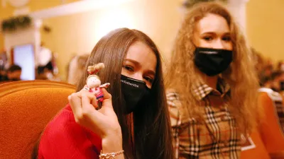 Алексей Железняков, Майя Хромых, Камила Валиева