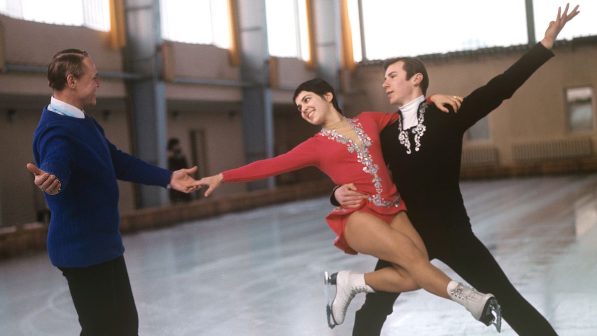 Конфликт между Родниной и тренером доходил до рукоприкладства. Фигуристка рассказала, как все было с Жуком