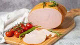 Больше не покупаю ветчину в магазине: готовлю сама из двух ингредиентов, получается не только вкусно, но и полезно