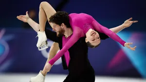 Русская фигуристка выиграла чемпионаты трех стран. Она не искала легких путей, а теперь оставляет большой лед в 30