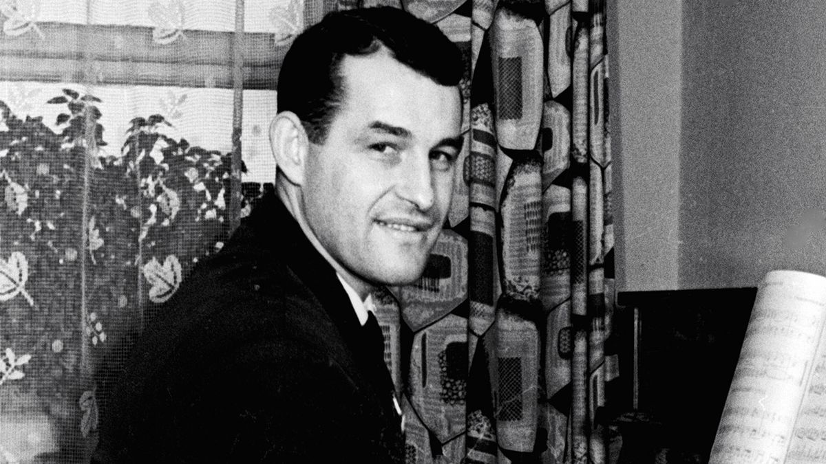 Был легендой СССР, выигрывал Олимпиаду, обхитрил Яшина. Истории о великом Сальникове