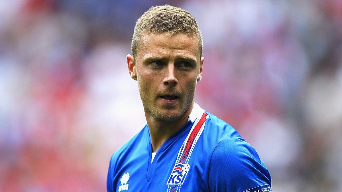 Исландский футболист Сигурдссон — о жизни в России: «Все стоит супердешево»