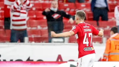 Роман Зобнин