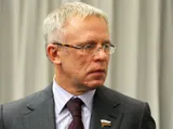 Фетисов: «Нас приравняли к беженцам, это унизительно. Ничего хорошего по вопросу допуска России ждать не стоит»