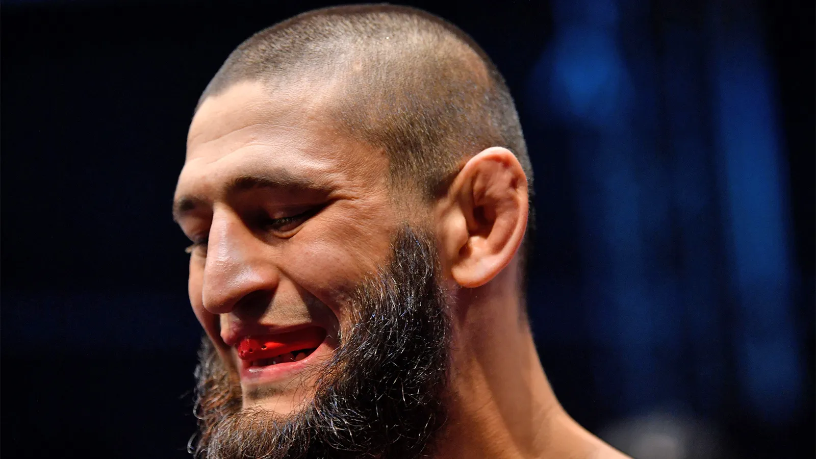 маленькая шалава Американец из UFC ответил на издевательства Чимаева: «Маленькая шлюшка» -  Sport24