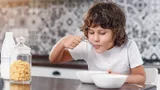 Три худших завтрака для школьника: не давайте эти продукты своему ребенку по утрам