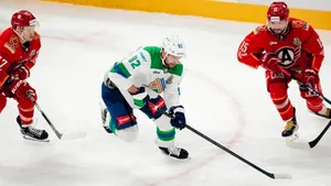 Кузнецов закончит мучения топ-клуба с Урала. Прогноз на матч плей-офф «Салават Юлаев» — «Автомобилист» 