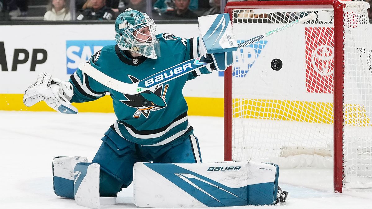38 сэйвов Аскарова и дубль Чернышова не спасли «Сан-Хосе» от поражения в матче с «Ванкувером»