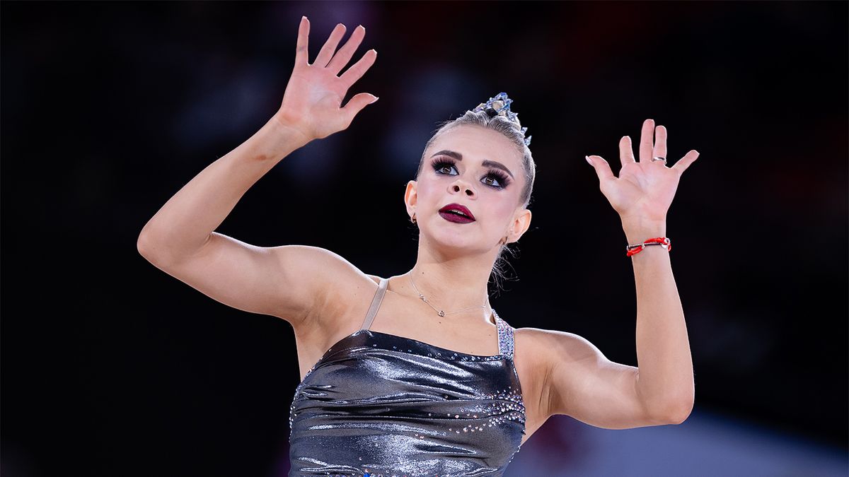 Все-таки она не из России. Лучшие гимнастки страны выступили в роли легендарных женщин: как это было