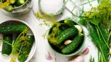 Вывела точный рецепт, сколько соли класть в банку с огурцами: простая схема для разного литража