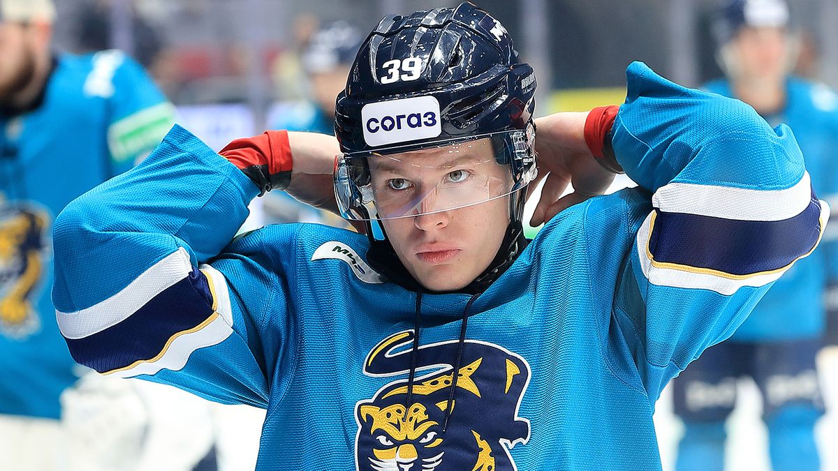 Мичков поздравил Тянулина с бомбардирским рекордом за «Сочи»: «Приятно, что не забывает»