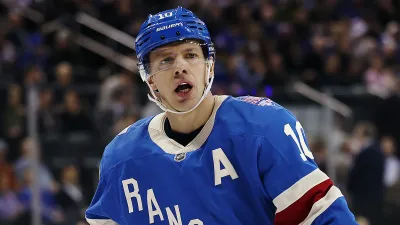 Артемий Панарин